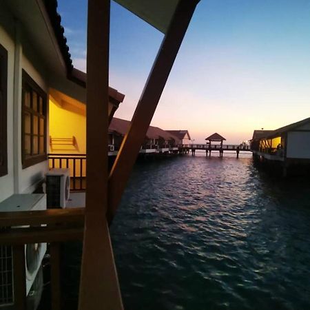 Water Chalet Port Dickson- Private Bagian luar foto