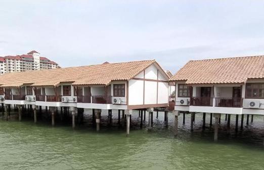 Water Chalet Port Dickson- Private Bagian luar foto